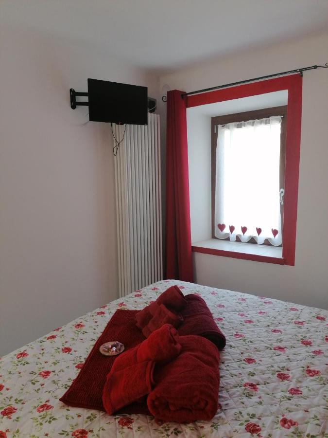 Casa Vacanza La Rosa Vinadio Eksteriør billede